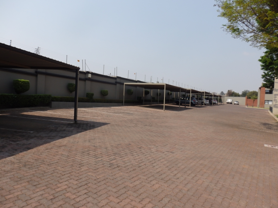 1 Bedroom Property for Sale in Dainfern Gauteng