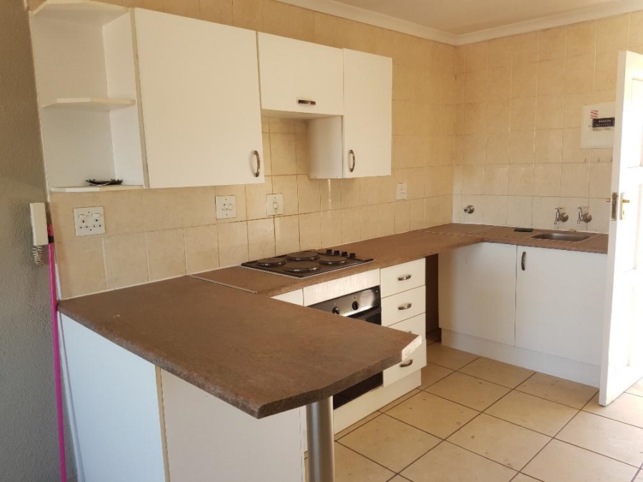 2 Bedroom Property for Sale in Florentia Gauteng