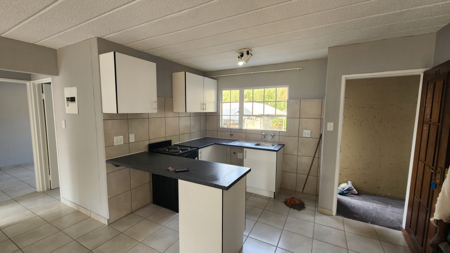 2 Bedroom Property for Sale in Meyersdal Gauteng