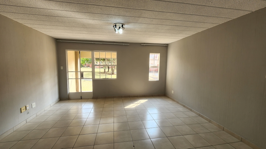 2 Bedroom Property for Sale in Meyersdal Gauteng