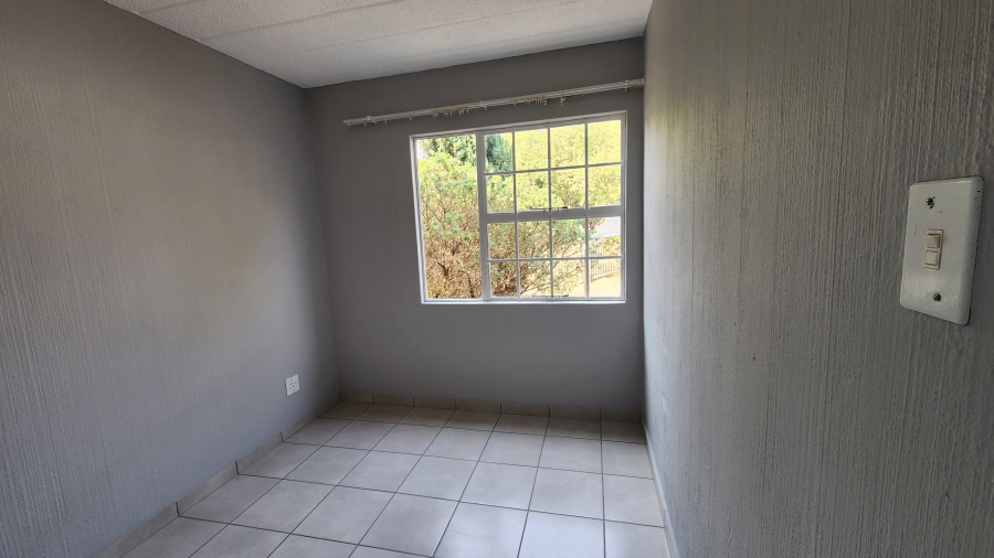 2 Bedroom Property for Sale in Meyersdal Gauteng