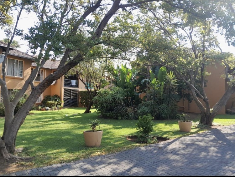 2 Bedroom Property for Sale in Moreleta Park Gauteng