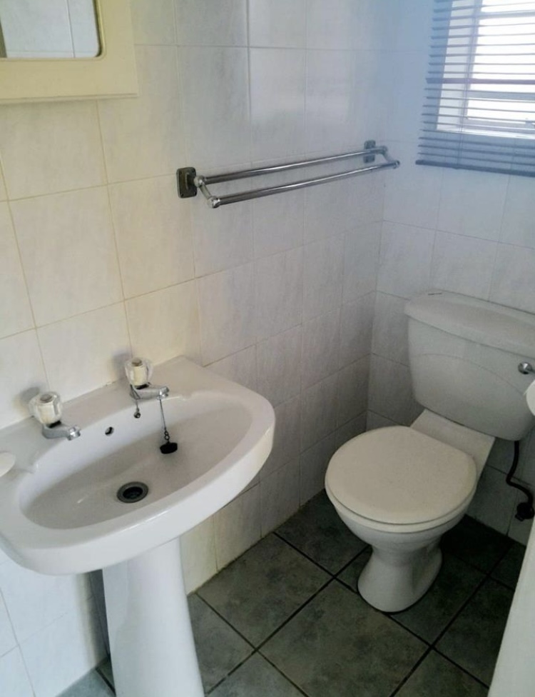 2 Bedroom Property for Sale in Moreleta Park Gauteng