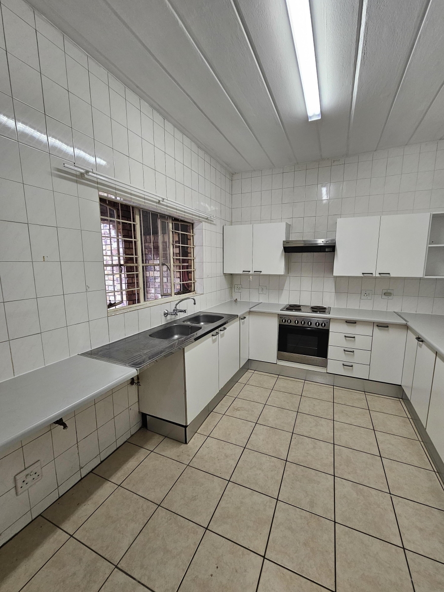 2 Bedroom Property for Sale in Zwartkop Gauteng