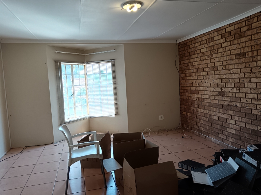 To Let 3 Bedroom Property for Rent in Annlin Gauteng