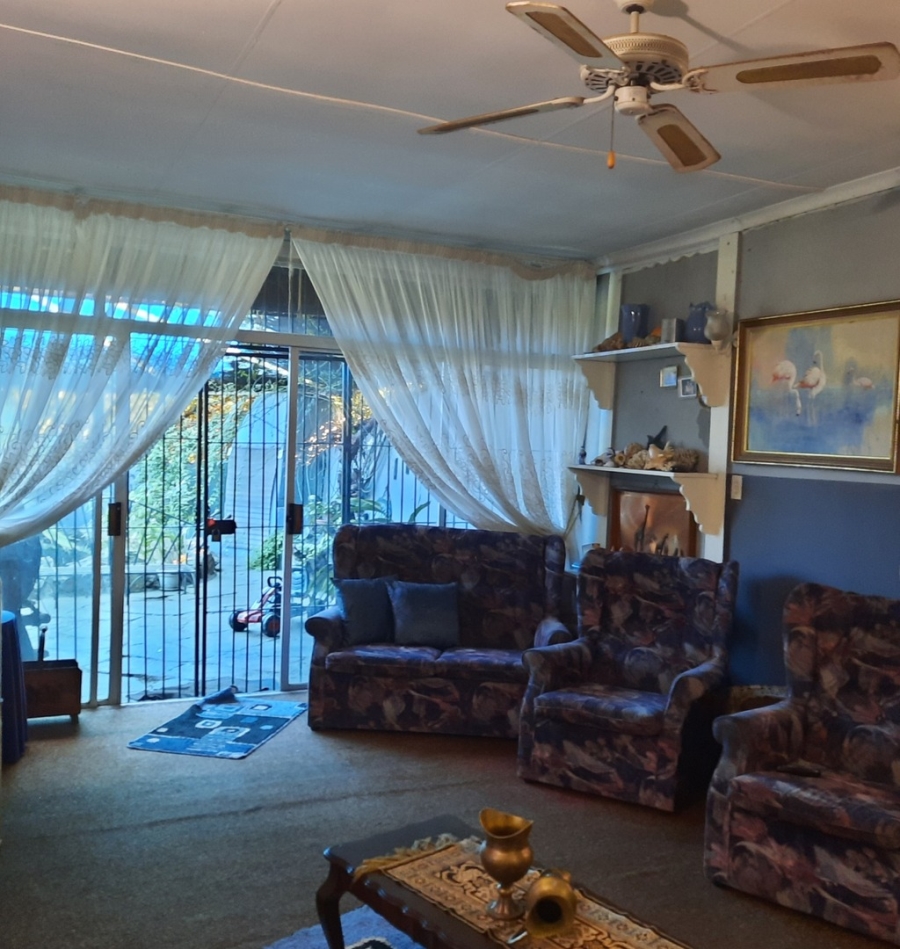 4 Bedroom Property for Sale in Rosashof Gauteng