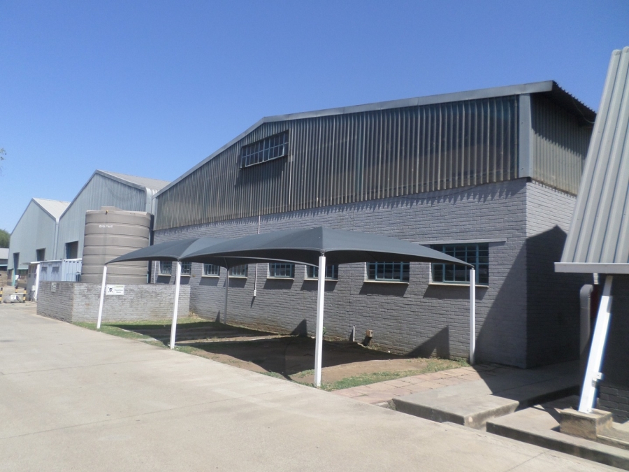 Commercial Property for Sale in Eikenhof Gauteng