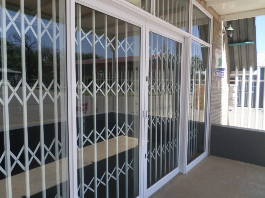 Commercial Property for Sale in Eikenhof Gauteng