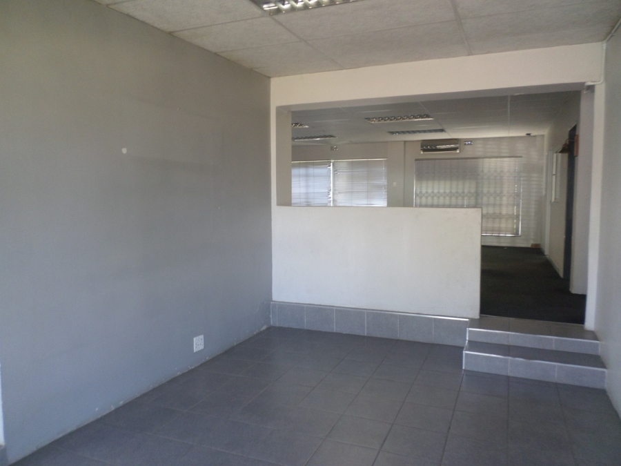 Commercial Property for Sale in Eikenhof Gauteng