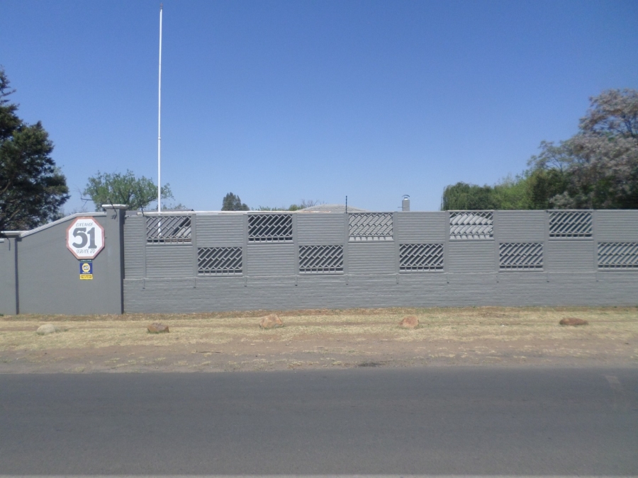 Commercial Property for Sale in Eikenhof Gauteng