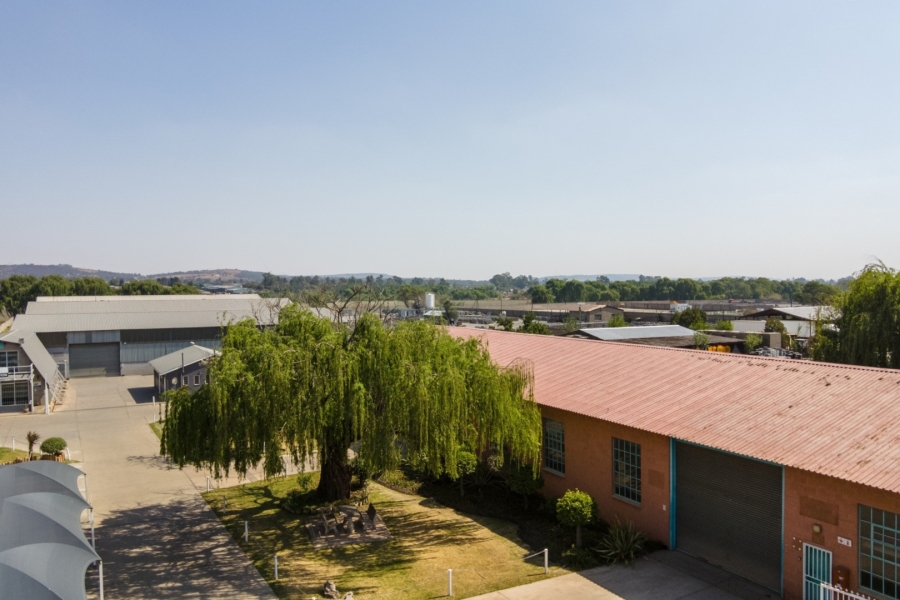 Commercial Property for Sale in Eikenhof Gauteng