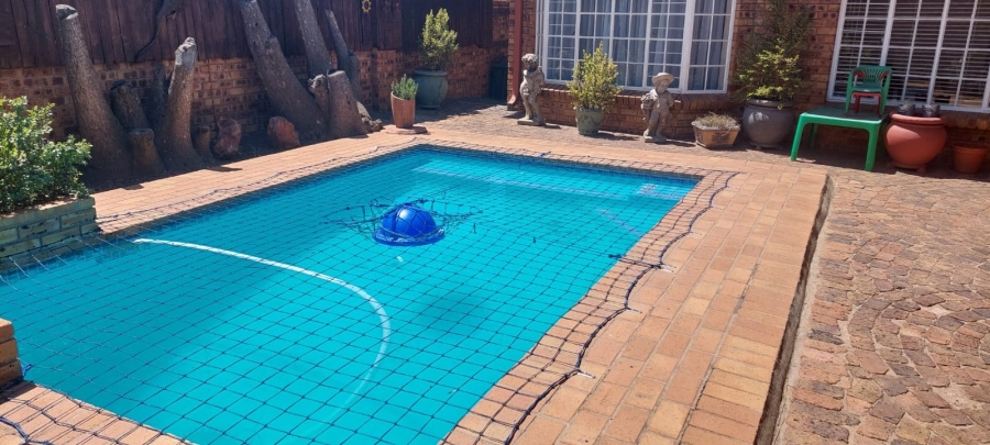 3 Bedroom Property for Sale in Sunair Park Gauteng