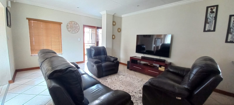 3 Bedroom Property for Sale in Sunair Park Gauteng