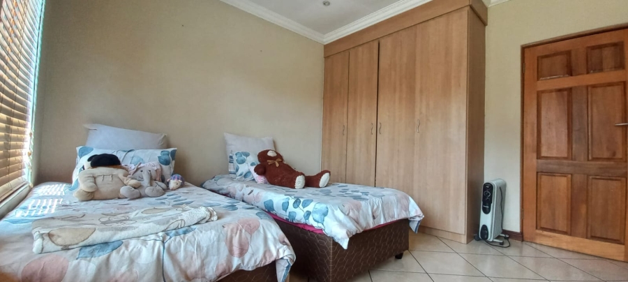 3 Bedroom Property for Sale in Sunair Park Gauteng