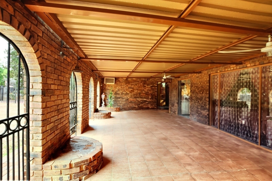 4 Bedroom Property for Sale in Doornpoort Gauteng