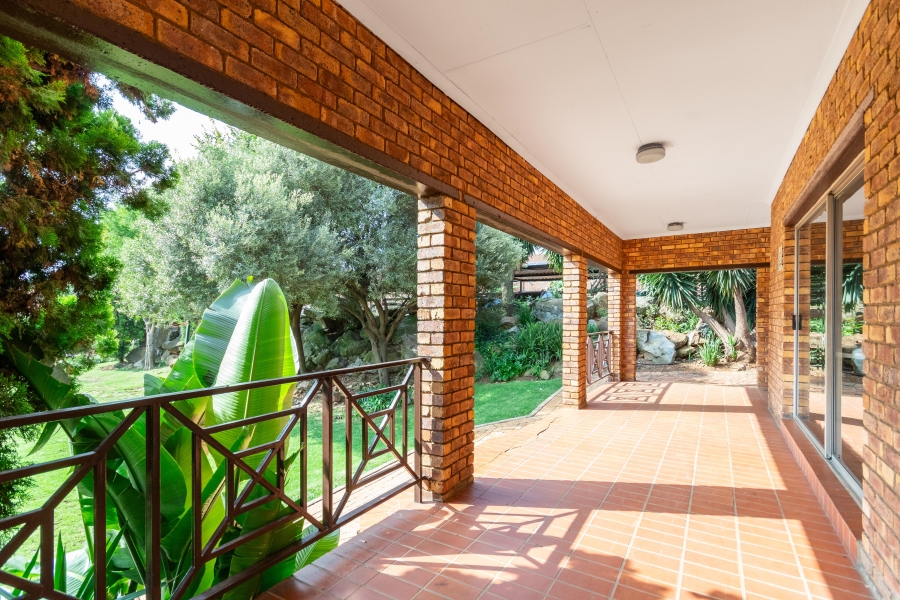 2 Bedroom Property for Sale in Weltevreden Park Gauteng