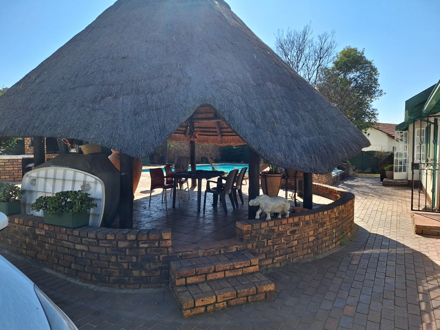 4 Bedroom Property for Sale in Van Riebeeck Park Gauteng