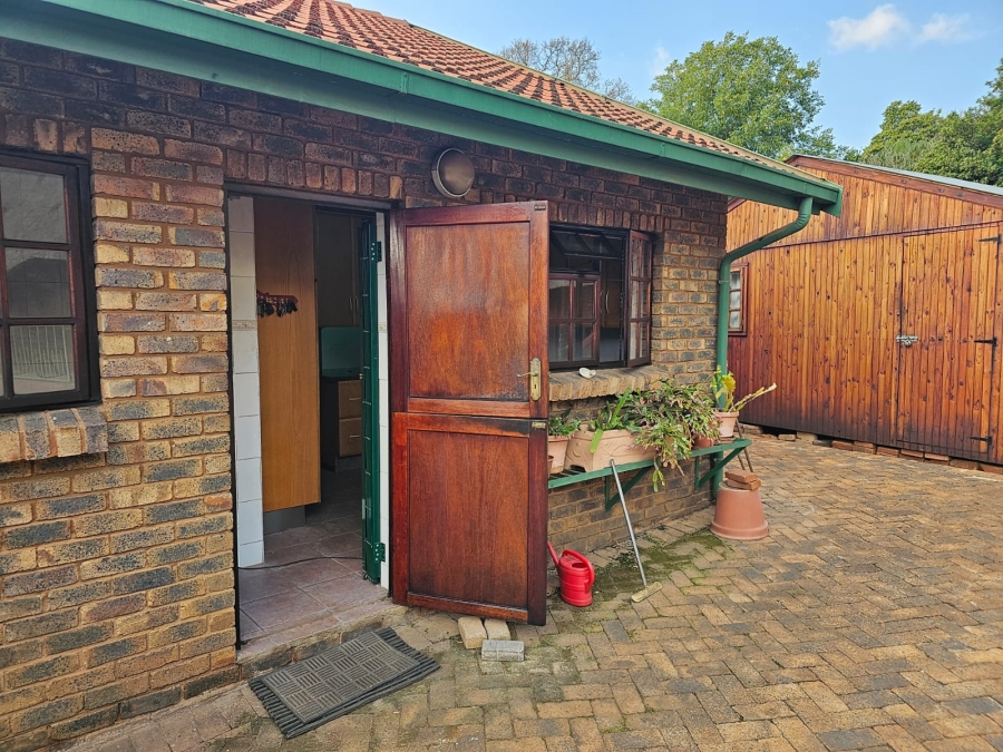 To Let 2 Bedroom Property for Rent in Hennopspark Gauteng