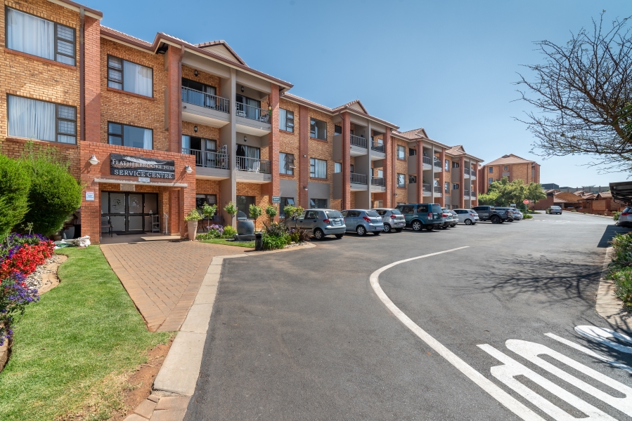 1 Bedroom Property for Sale in Featherbrooke Hills Retirement Gauteng