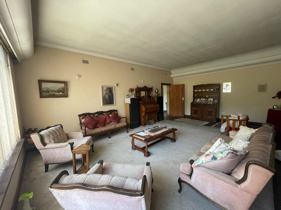 4 Bedroom Property for Sale in Three Rivers Proper Gauteng