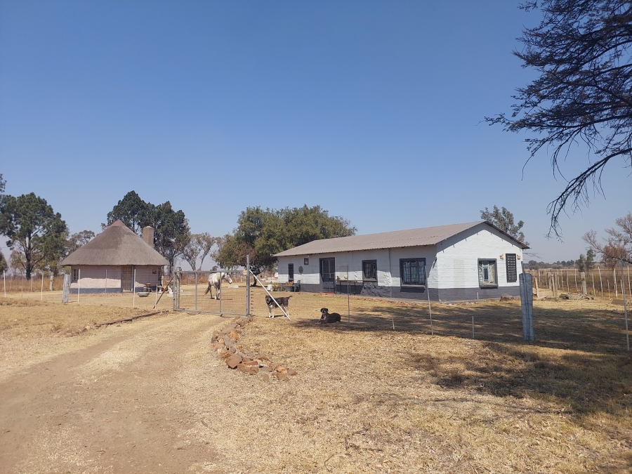 11 Bedroom Property for Sale in Valley Settlements A H Gauteng