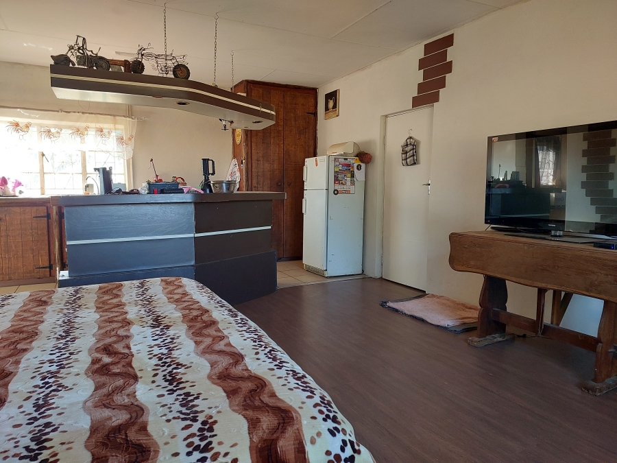 11 Bedroom Property for Sale in Valley Settlements A H Gauteng