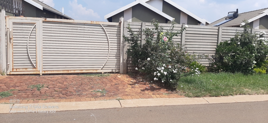 2 Bedroom Property for Sale in Sky City Gauteng