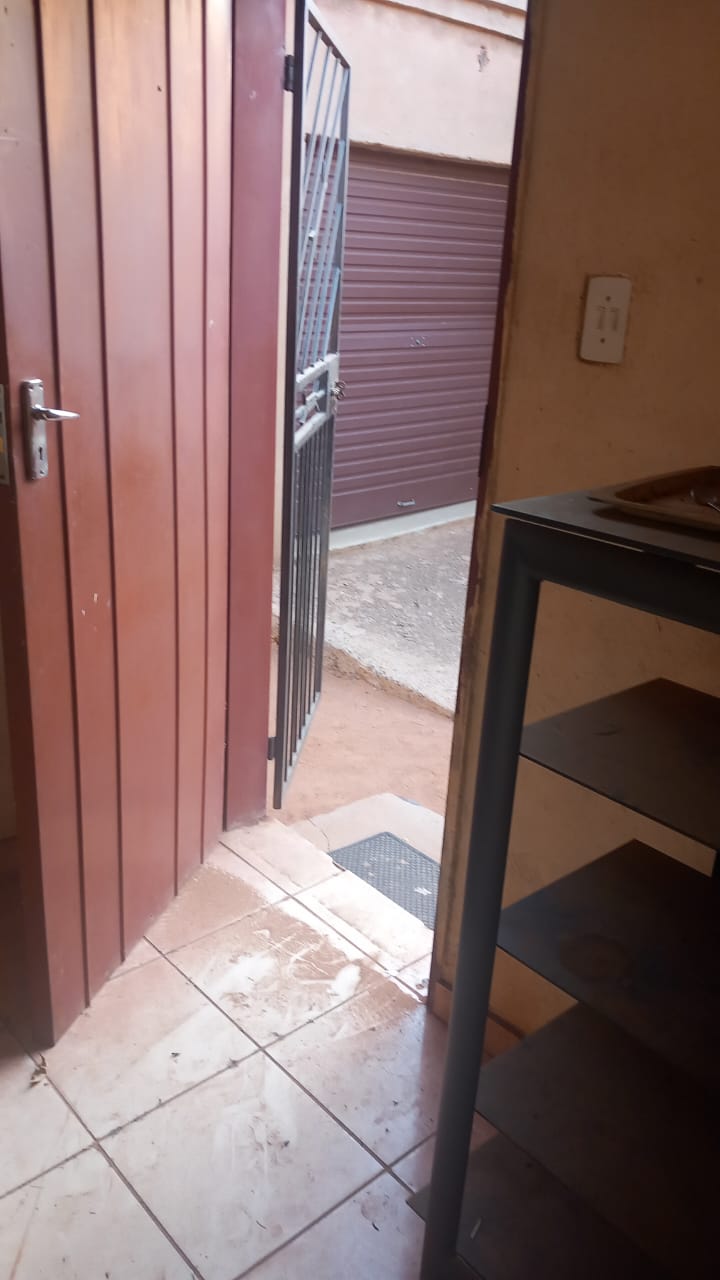 2 Bedroom Property for Sale in Soshanguve WW Gauteng