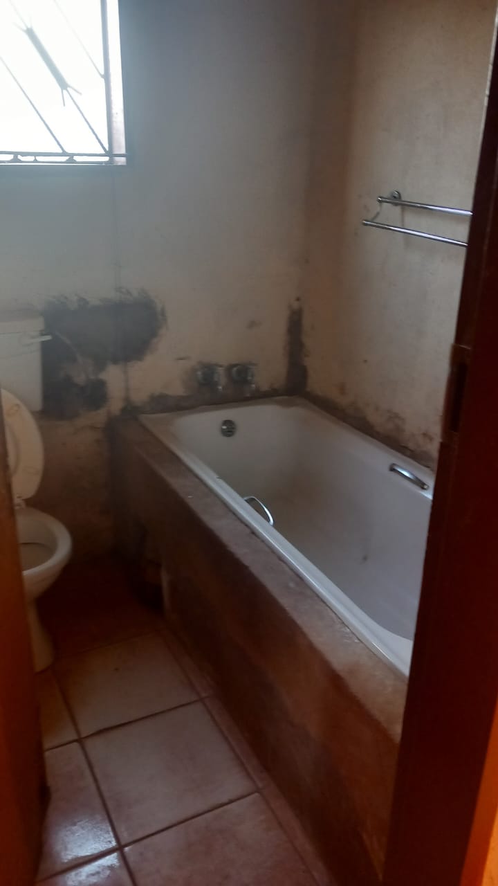 2 Bedroom Property for Sale in Soshanguve WW Gauteng