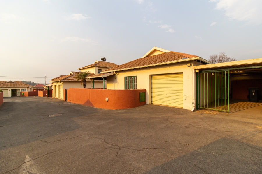 3 Bedroom Property for Sale in The Hill Gauteng