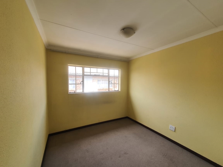 To Let 2 Bedroom Property for Rent in Birchleigh Gauteng