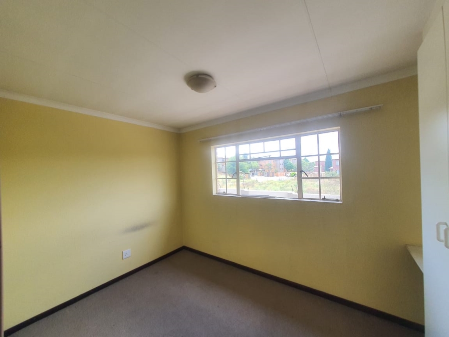 To Let 2 Bedroom Property for Rent in Birchleigh Gauteng