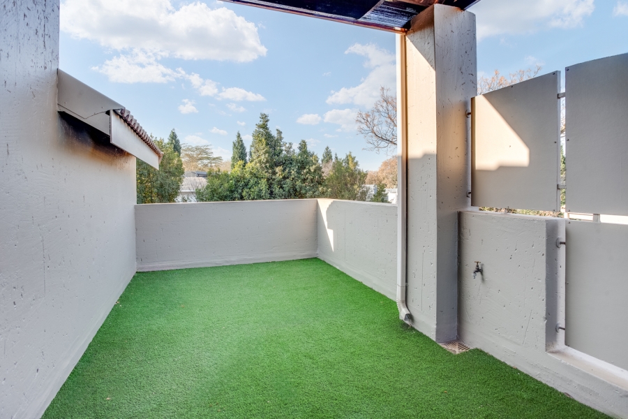 2 Bedroom Property for Sale in Bryanston Gauteng