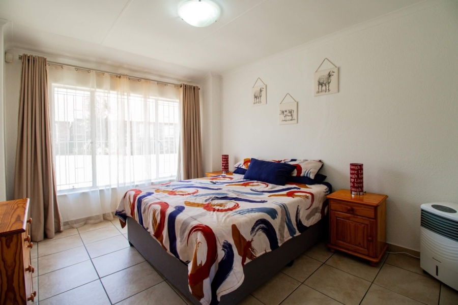 3 Bedroom Property for Sale in Goedeburg Gauteng