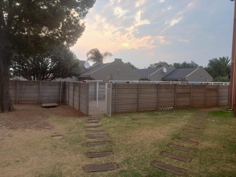 1 Bedroom Property for Sale in Brentwood Gauteng