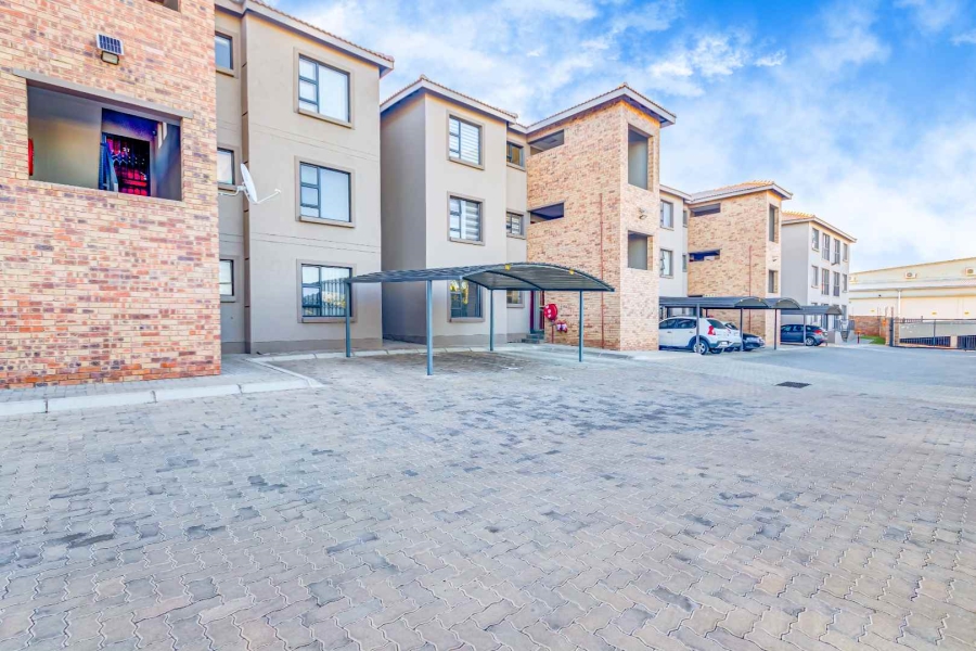 2 Bedroom Property for Sale in Kensington B Gauteng