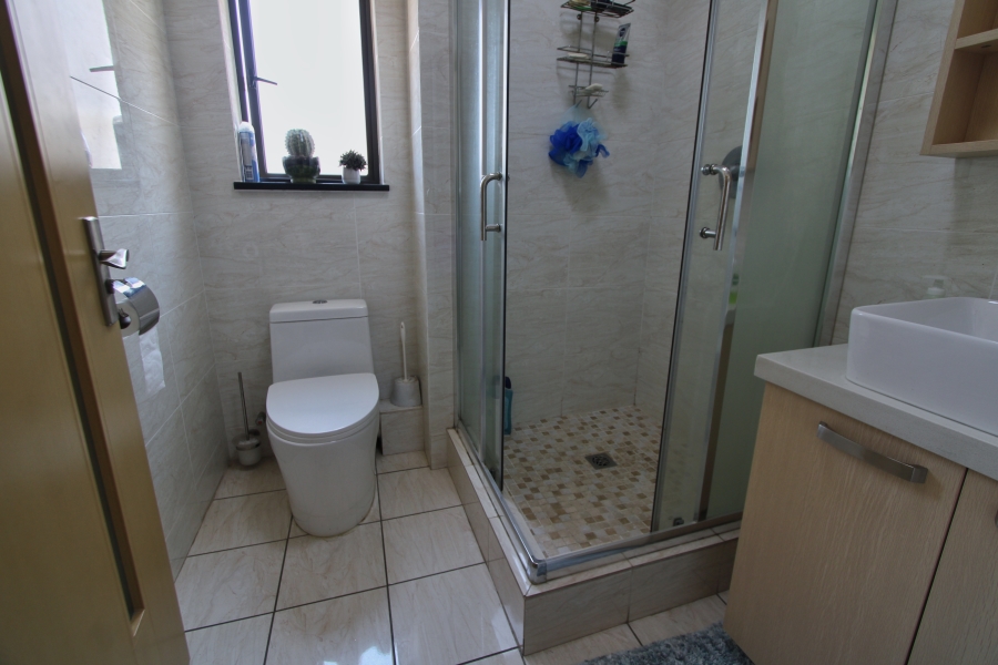 2 Bedroom Property for Sale in Carlswald Gauteng