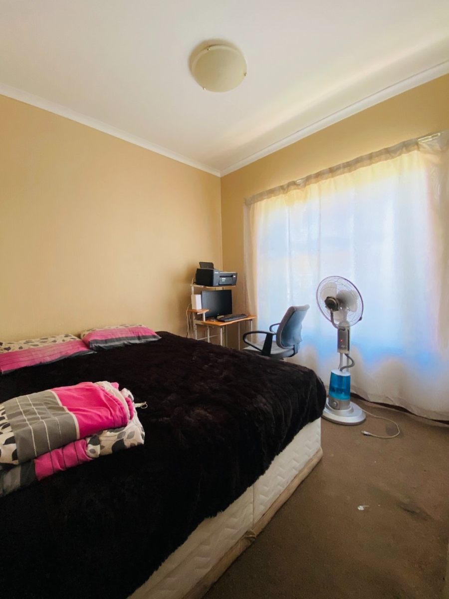 2 Bedroom Property for Sale in Amorosa Gauteng