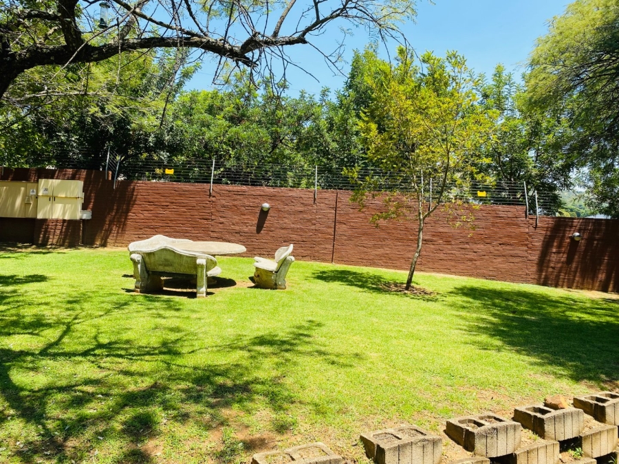 2 Bedroom Property for Sale in Amorosa Gauteng