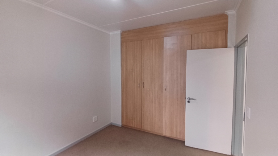 1 Bedroom Property for Sale in Sunninghill Gauteng