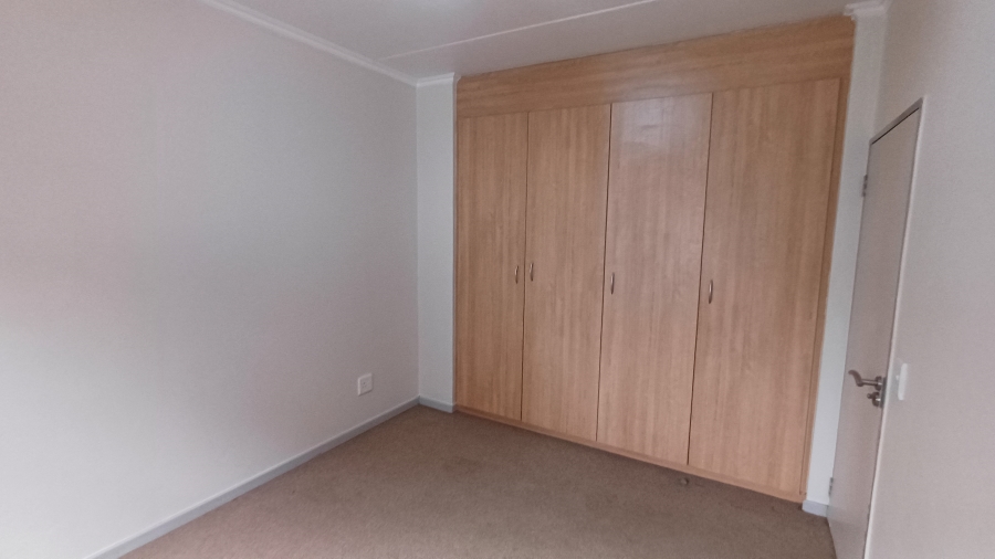 1 Bedroom Property for Sale in Sunninghill Gauteng