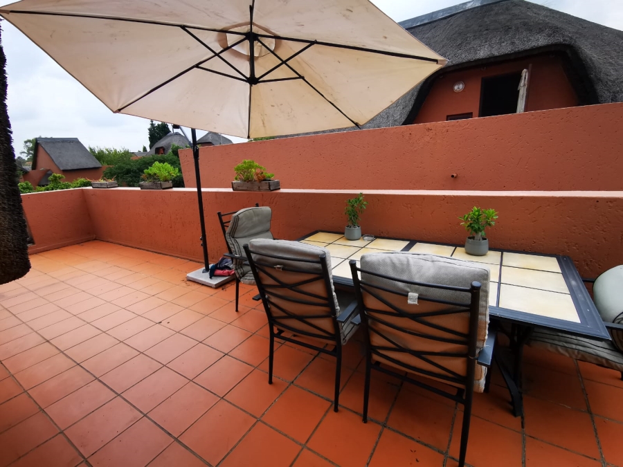 2 Bedroom Property for Sale in Sunninghill Gauteng