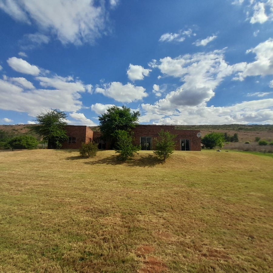 7 Bedroom Property for Sale in Magaliesburg Gauteng