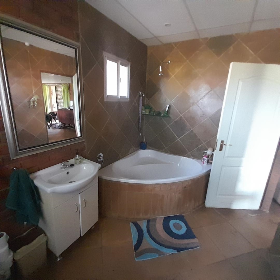 7 Bedroom Property for Sale in Magaliesburg Gauteng