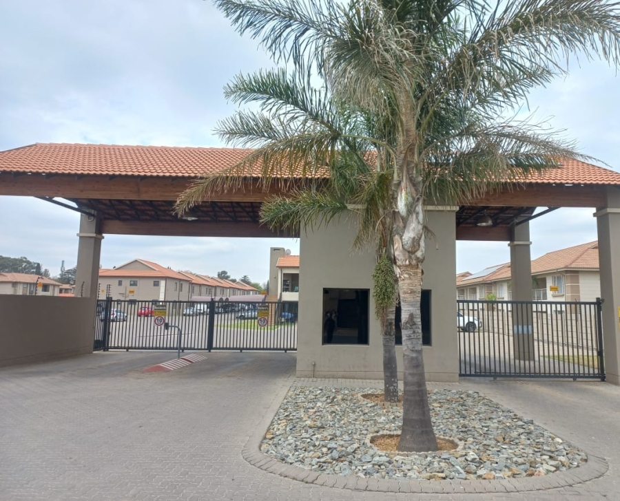 2 Bedroom Property for Sale in Brentwood Gauteng