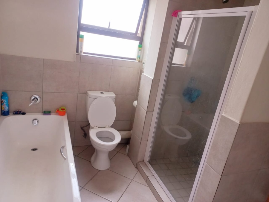 2 Bedroom Property for Sale in Brentwood Gauteng