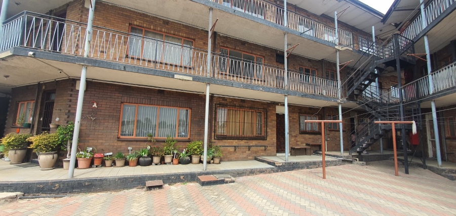 2 Bedroom Property for Sale in Elsburg Gauteng