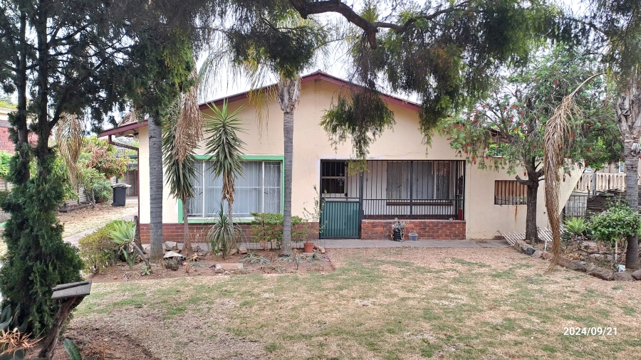 3 Bedroom Property for Sale in Capital Park Gauteng