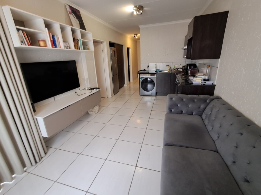 To Let 2 Bedroom Property for Rent in Paulshof Gauteng