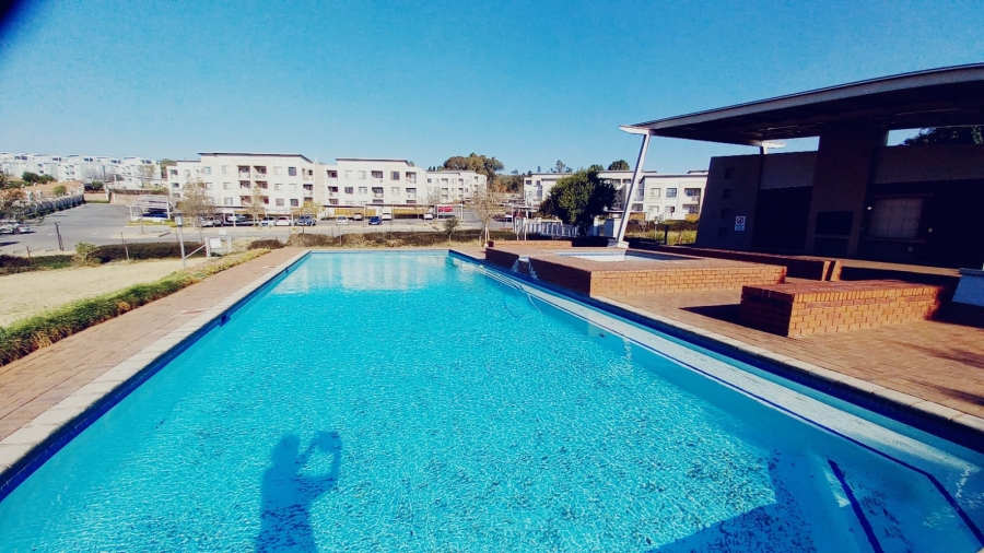 To Let 2 Bedroom Property for Rent in Paulshof Gauteng